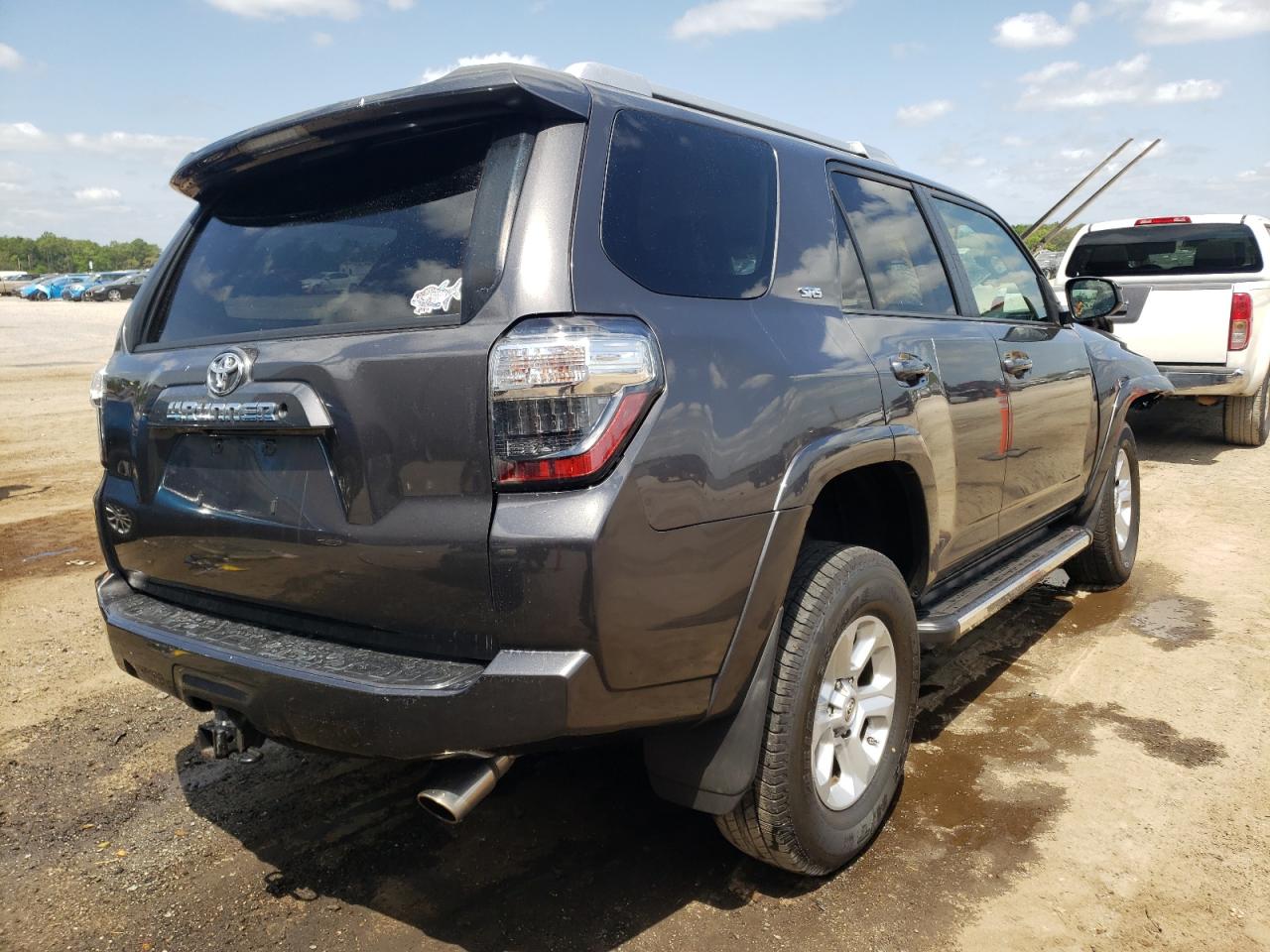 Photo 4 from auction – 2016 TOYOTA 4RUNNER SR with VIN JTEZU5JRXG5144332