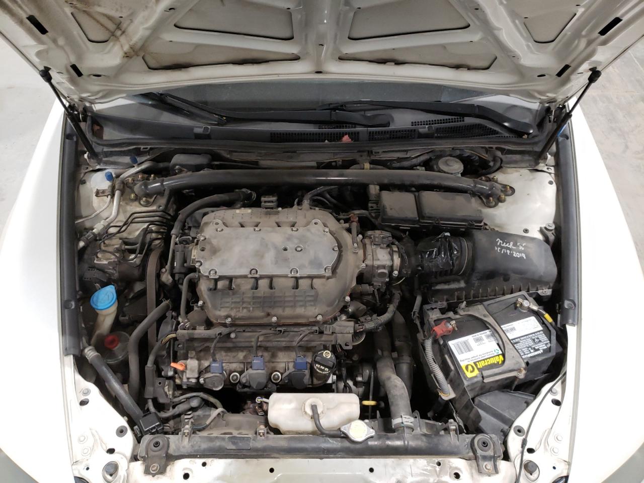 Photo 7 from auction – 2007 ACURA TL TYPE S with VIN 19UUA76557A047900