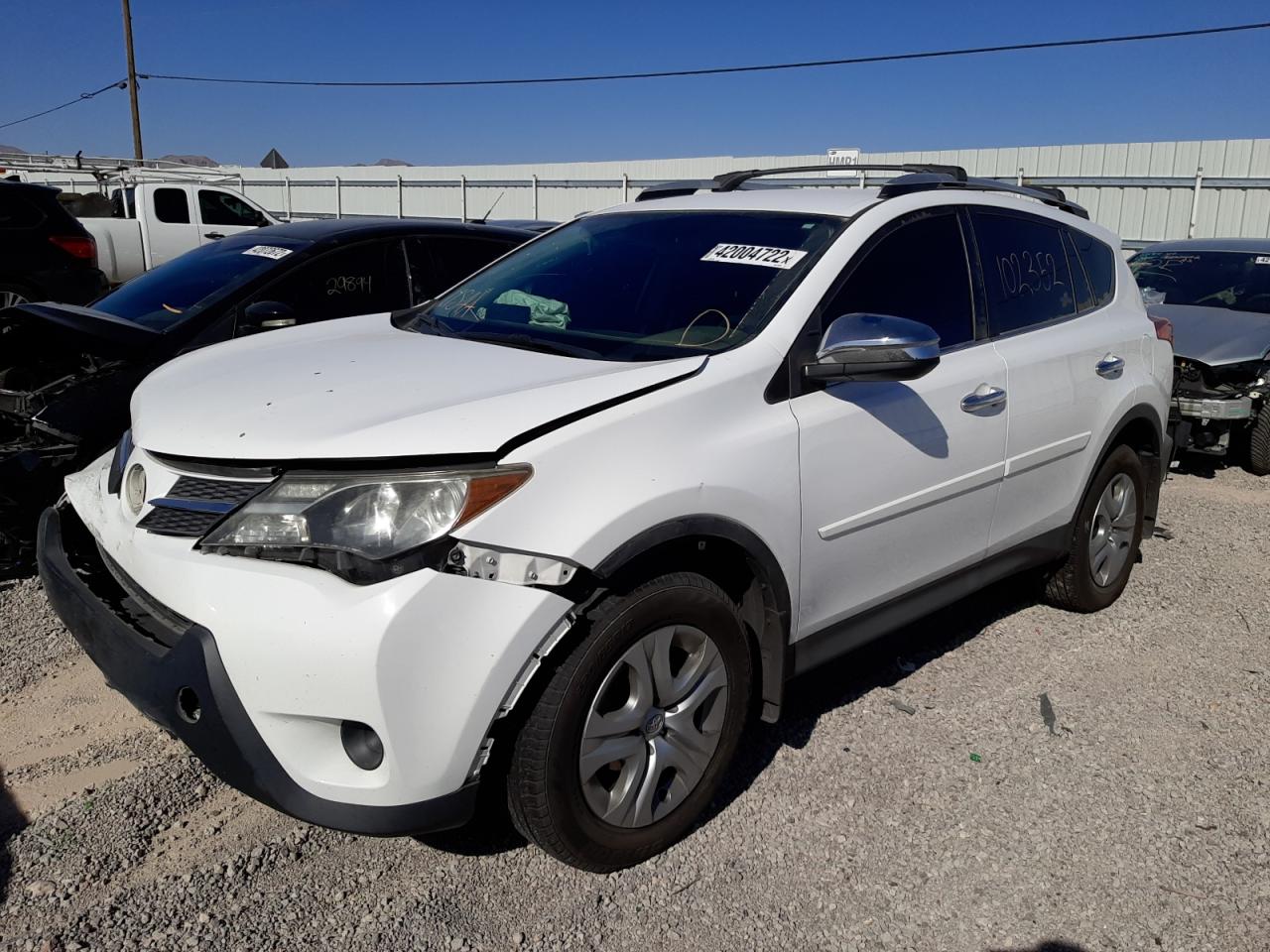 Photo 2 from auction – 2014 TOYOTA RAV4 LE with VIN 2T3BFREV8EW149002