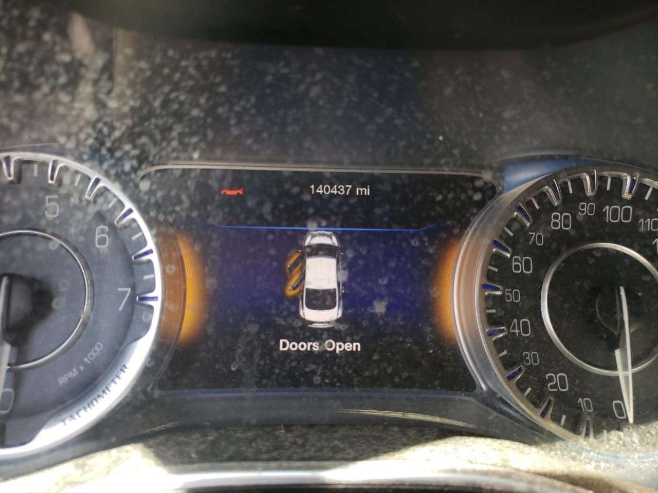 Photo 8 from auction – 2015 CHRYSLER 200 C with VIN 1C3CCCCB4FN544410