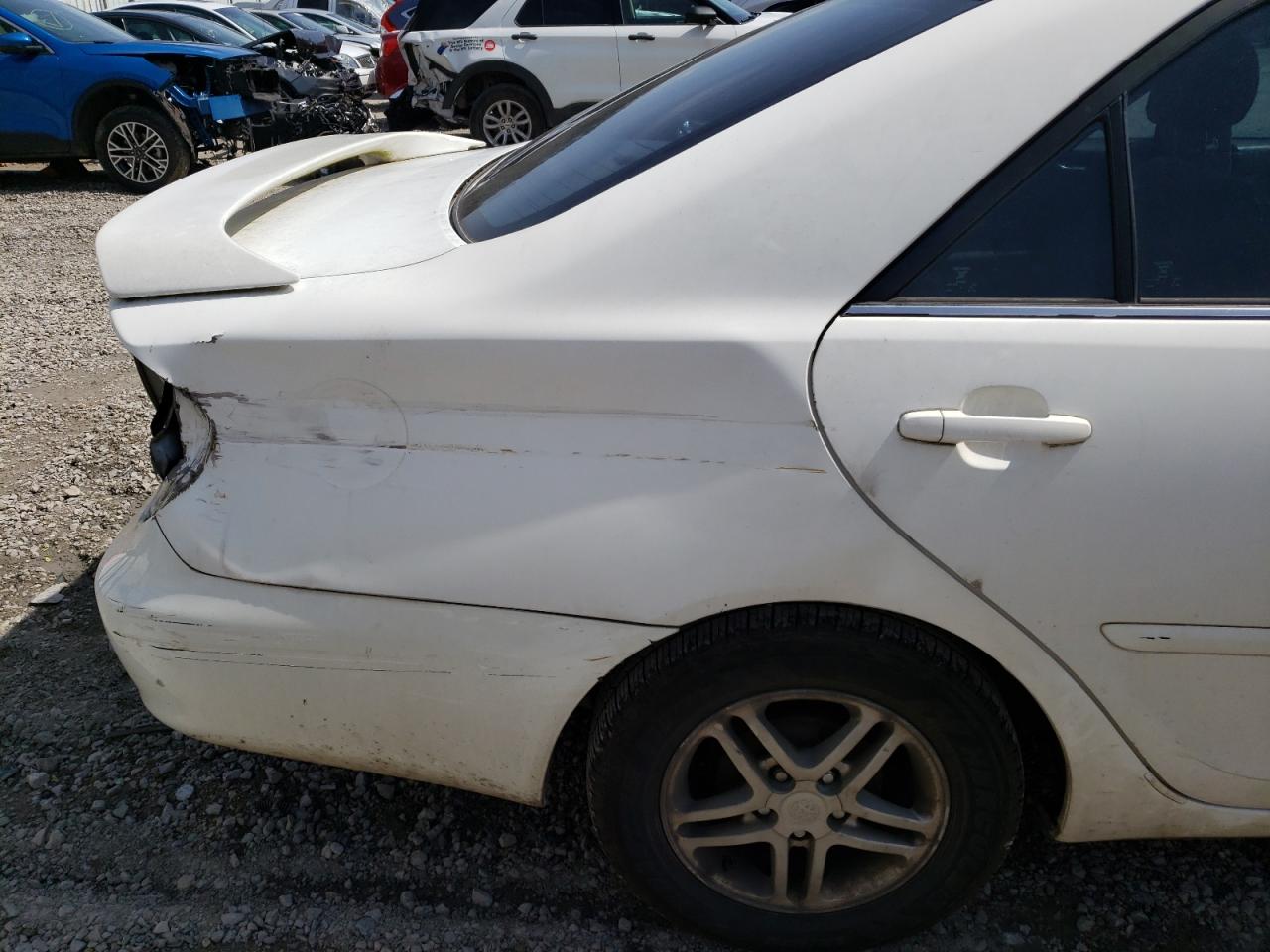Photo 9 from auction – 2005 TOYOTA CAMRY LE with VIN 4T1BE30K65U403375