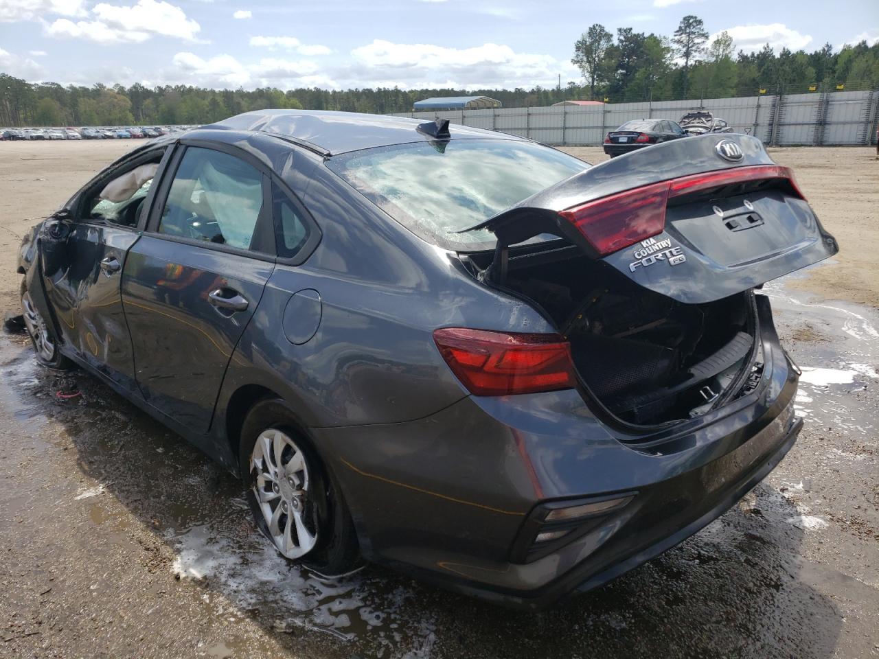 Photo 3 from auction – 2021 KIA FORTE FE with VIN 3KPF24AD7ME289470