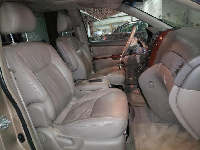 Photo 5 from auction – 2004 TOYOTA SIENNA XLE with VIN 5TDZA22C74S089852