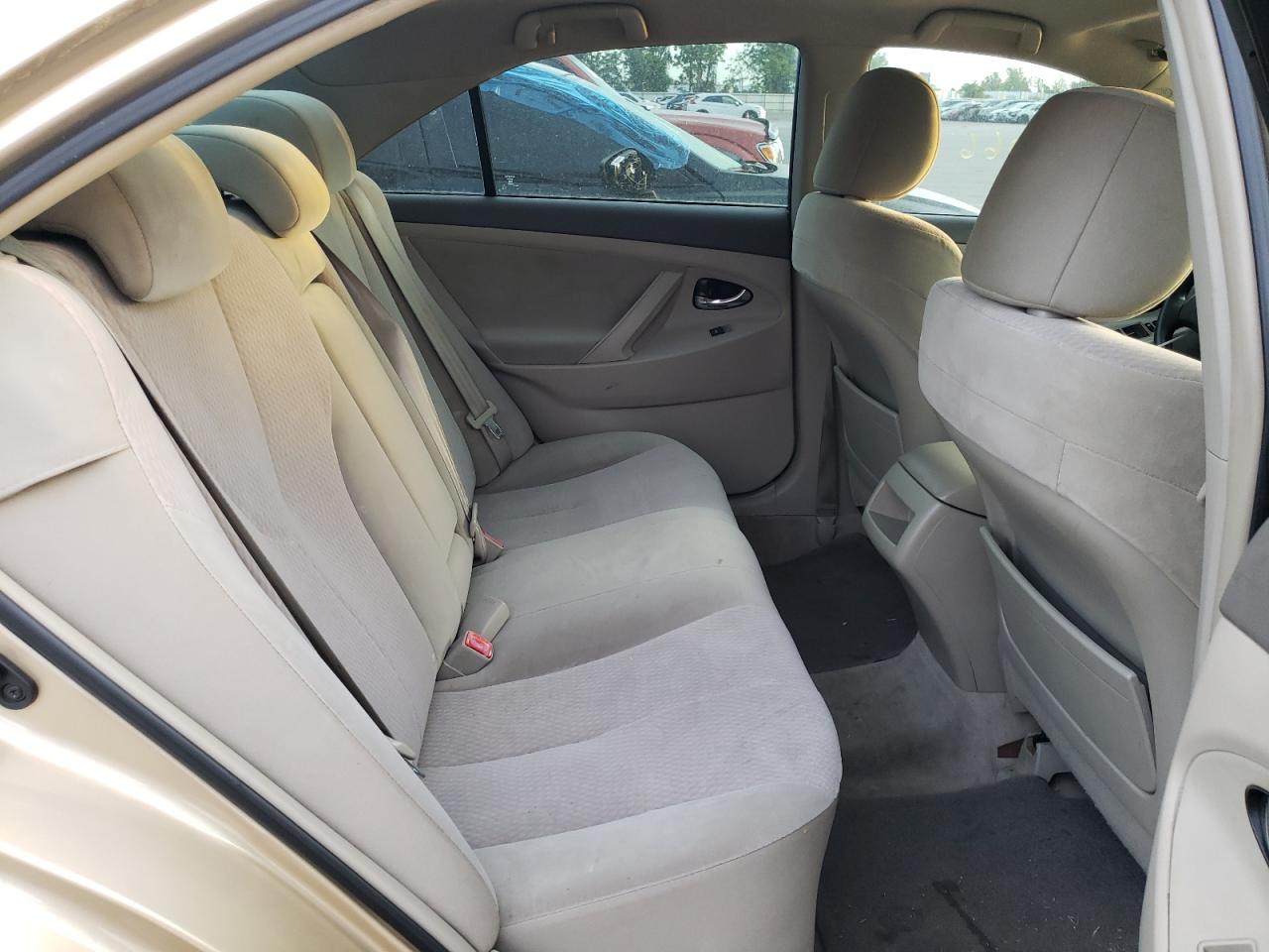 Photo 6 from auction – 2011 TOYOTA CAMRY BASE with VIN 4T1BF3EK7BU205180