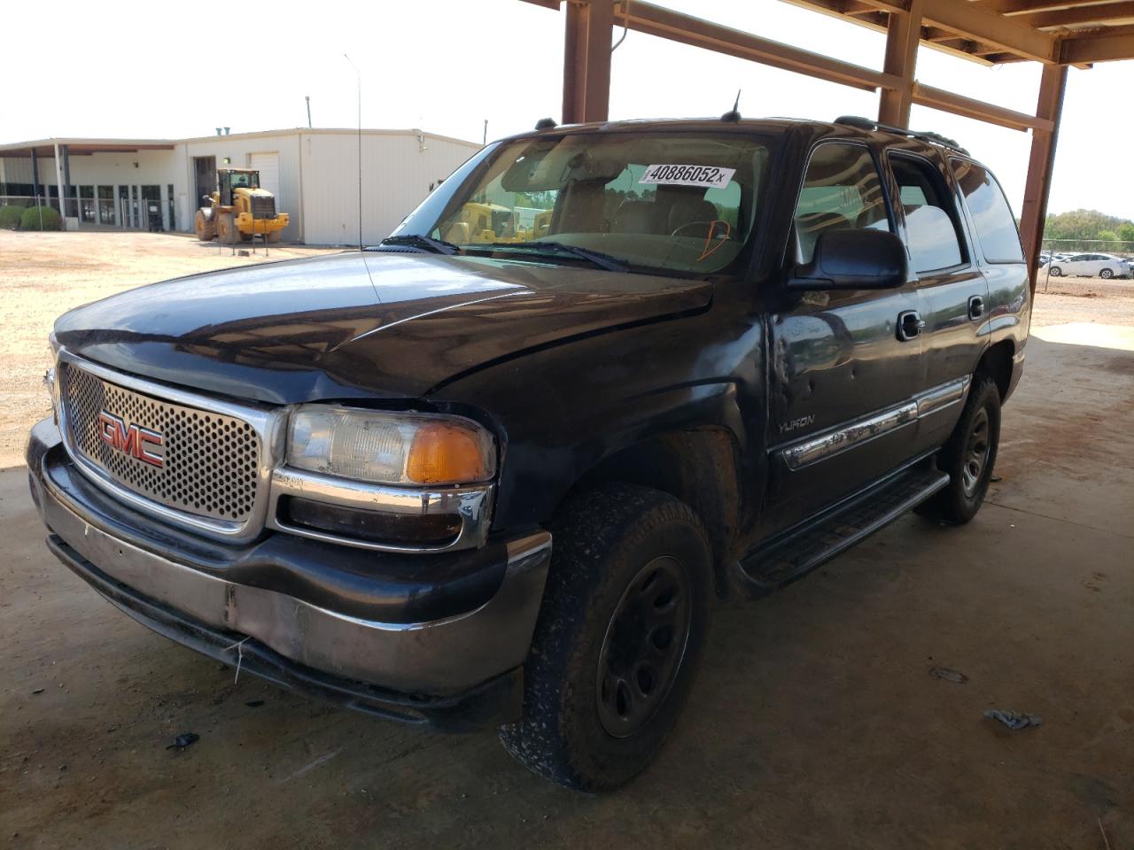 Photo 2 from auction – 2005 GMC YUKON with VIN 1GKEC13T65J221374