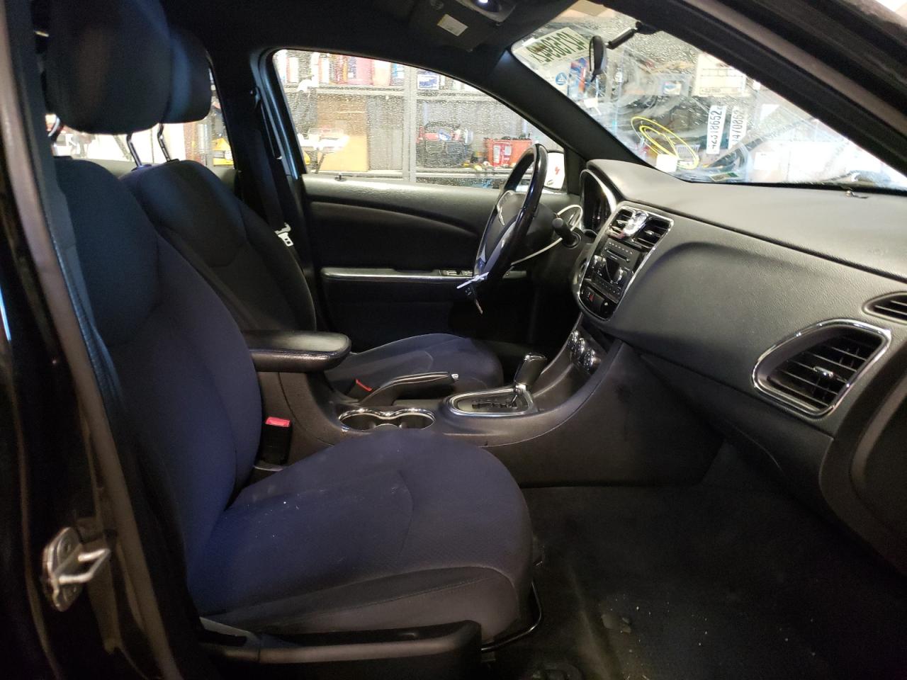 Photo 5 from auction – 2013 CHRYSLER 200 TOURIN with VIN 1C3CCBBB1DN762653