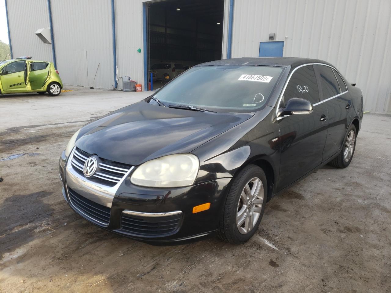 Photo 2 from auction – 2007 VOLKSWAGEN JETTA with VIN 3VWEF71K77M175590