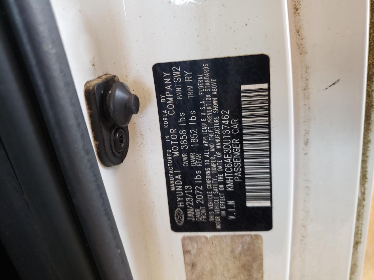 Photo 10 from auction – 2013 HYUNDAI VELOSTER T with VIN KMHTC6AE3DU137462