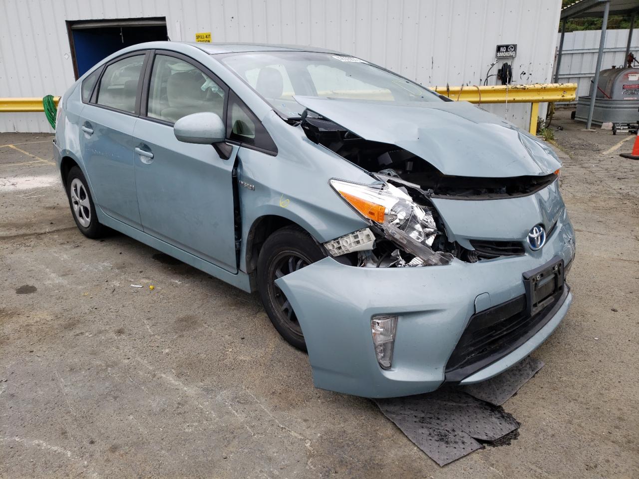TOYOTA PRIUS 2015 with VIN JTDKN3DU0F1948622 - Photo from auction