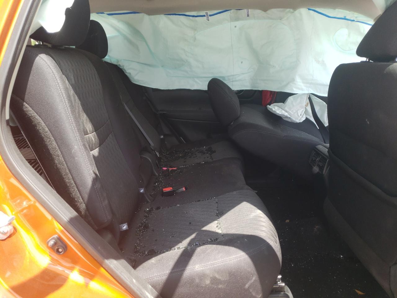 Photo 6 from auction – 2019 NISSAN ROGUE S with VIN 5N1AT2MT1KC758731