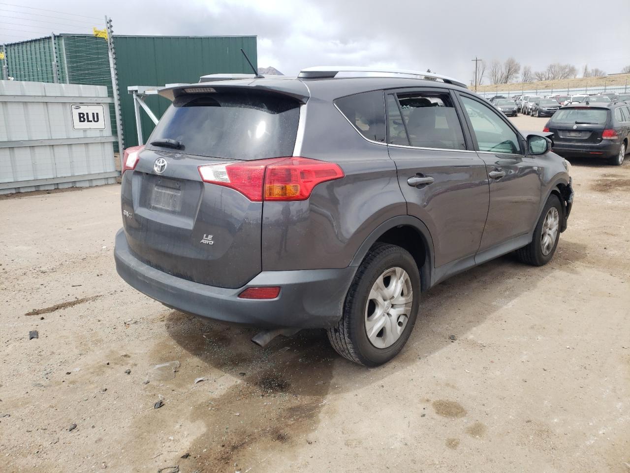 Photo 4 from auction – 2013 TOYOTA RAV4 LE with VIN 2T3BFREV5DW058428