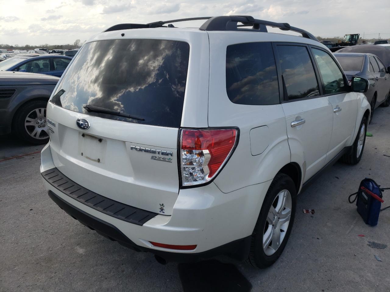 Photo 4 from auction – 2010 SUBARU FORESTER 2 with VIN JF2SH6DC8AH800073