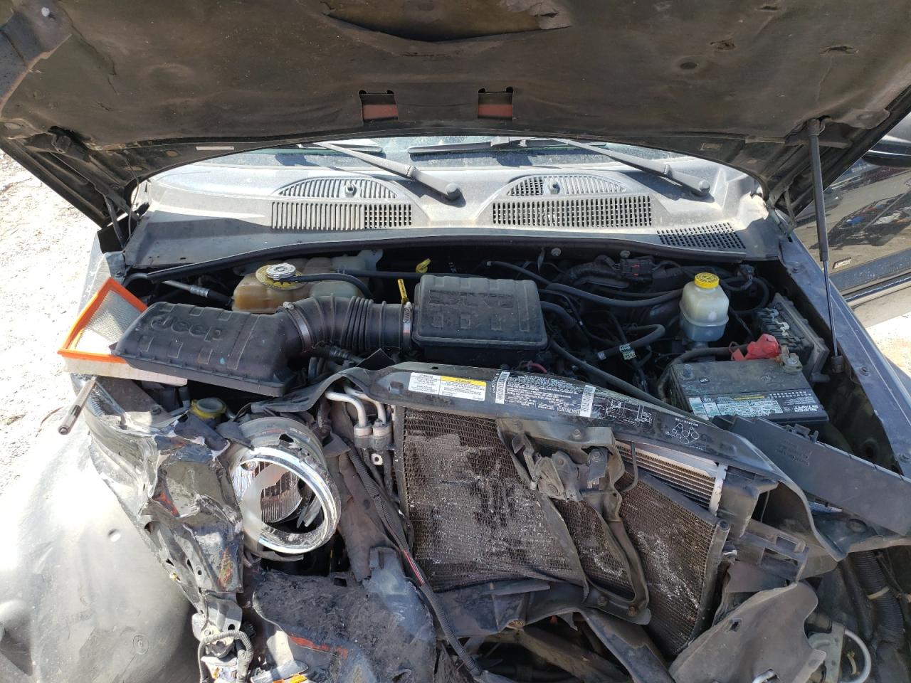 Photo 7 from auction – 2002 JEEP LIBERTY LI with VIN 1J4GL58K42W349715