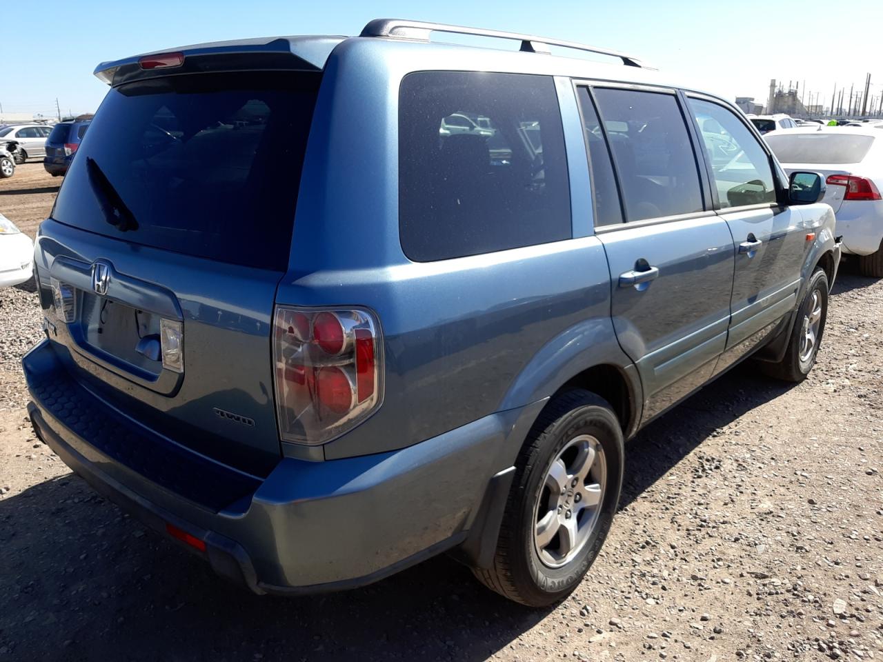 Photo 4 from auction – 2006 HONDA PILOT EX with VIN 2HKYF18706H513401