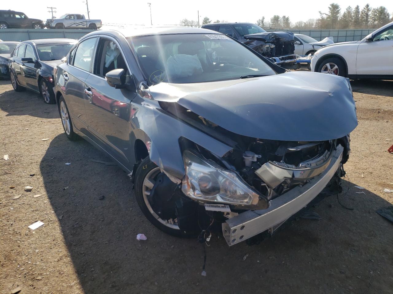 NISSAN ALTIMA 2.5 2015 with VIN 1N4AL3AP3FC214275 - Photo from auction