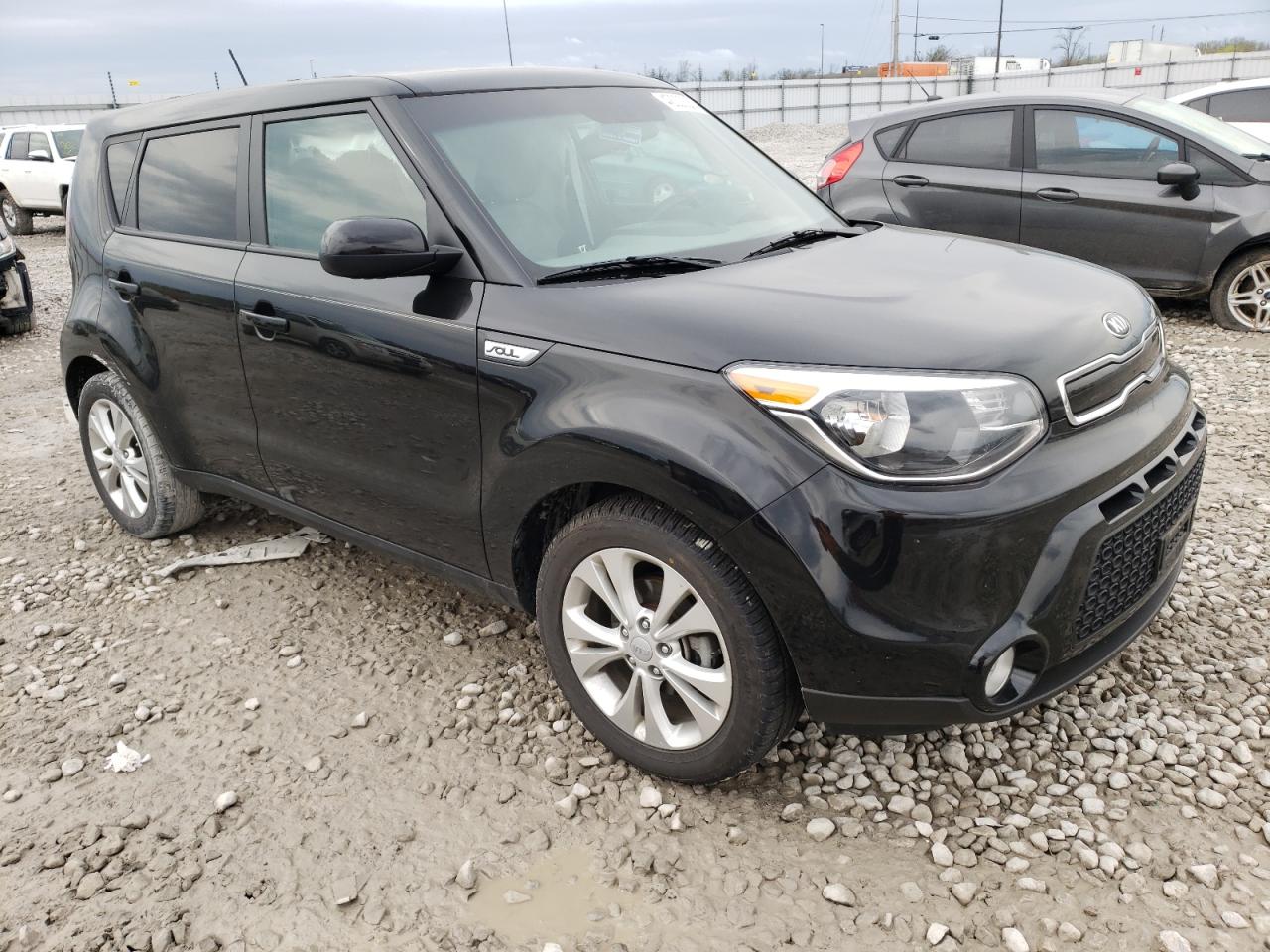 KIA SOUL + 2016 with VIN KNDJP3A55G7857198 - Photo from auction