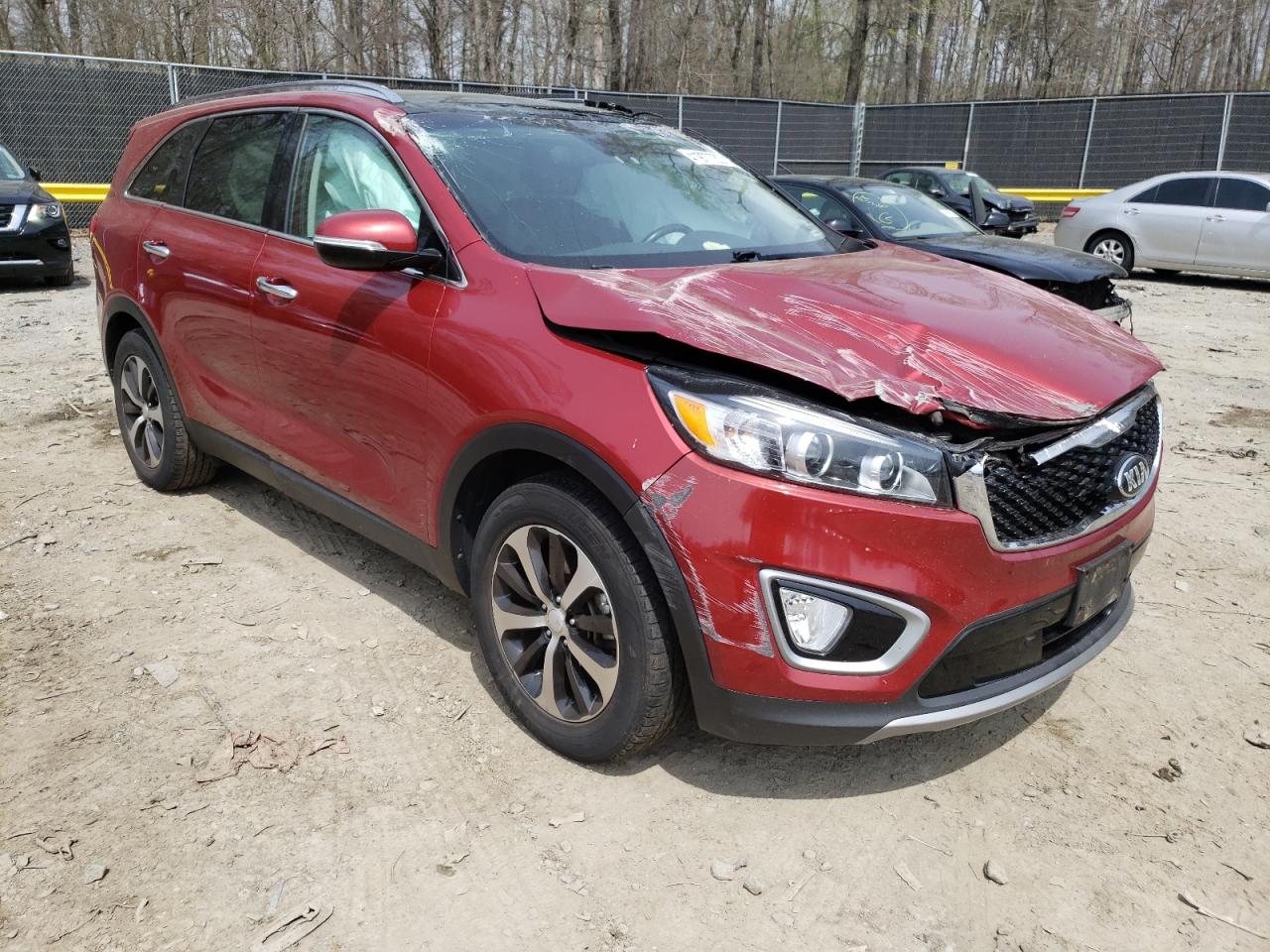 Photo 1 from auction – 2017 KIA SORENTO EX with VIN 5XYPH4A14HG252927