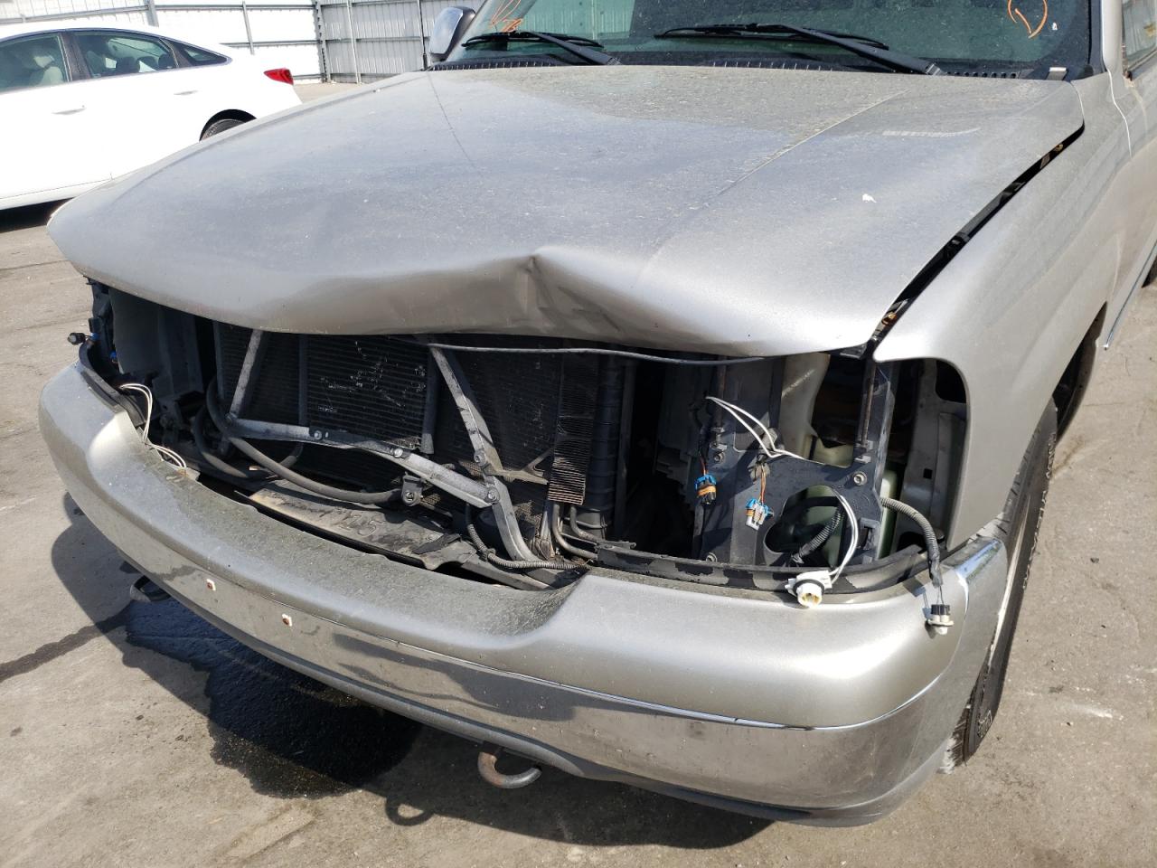 Photo 9 from auction – 2002 GMC NEW SIERRA with VIN 2GTEC19T321354716