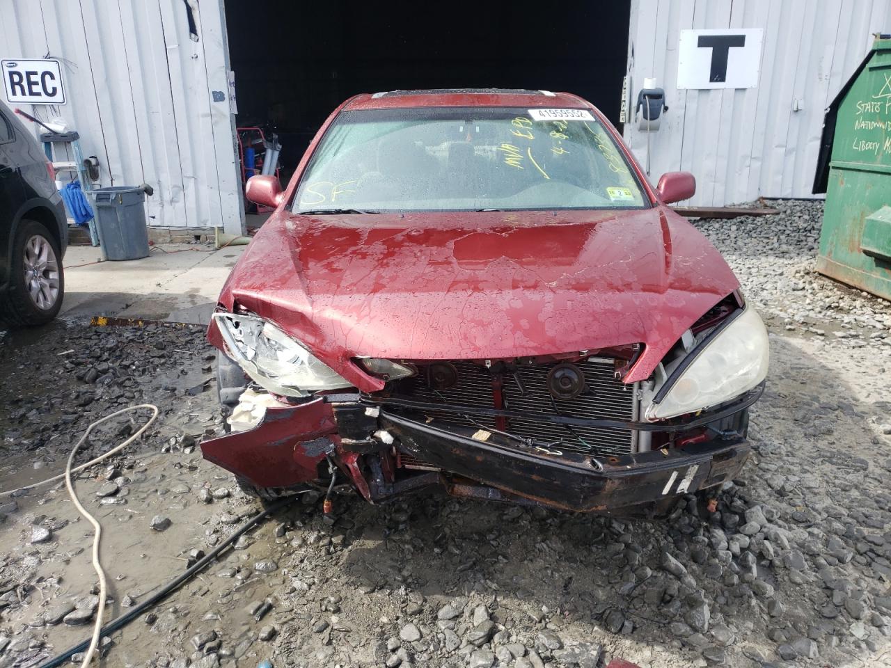 Photo 9 from auction – 2005 TOYOTA CAMRY LE with VIN 4T1BE30K85U083735