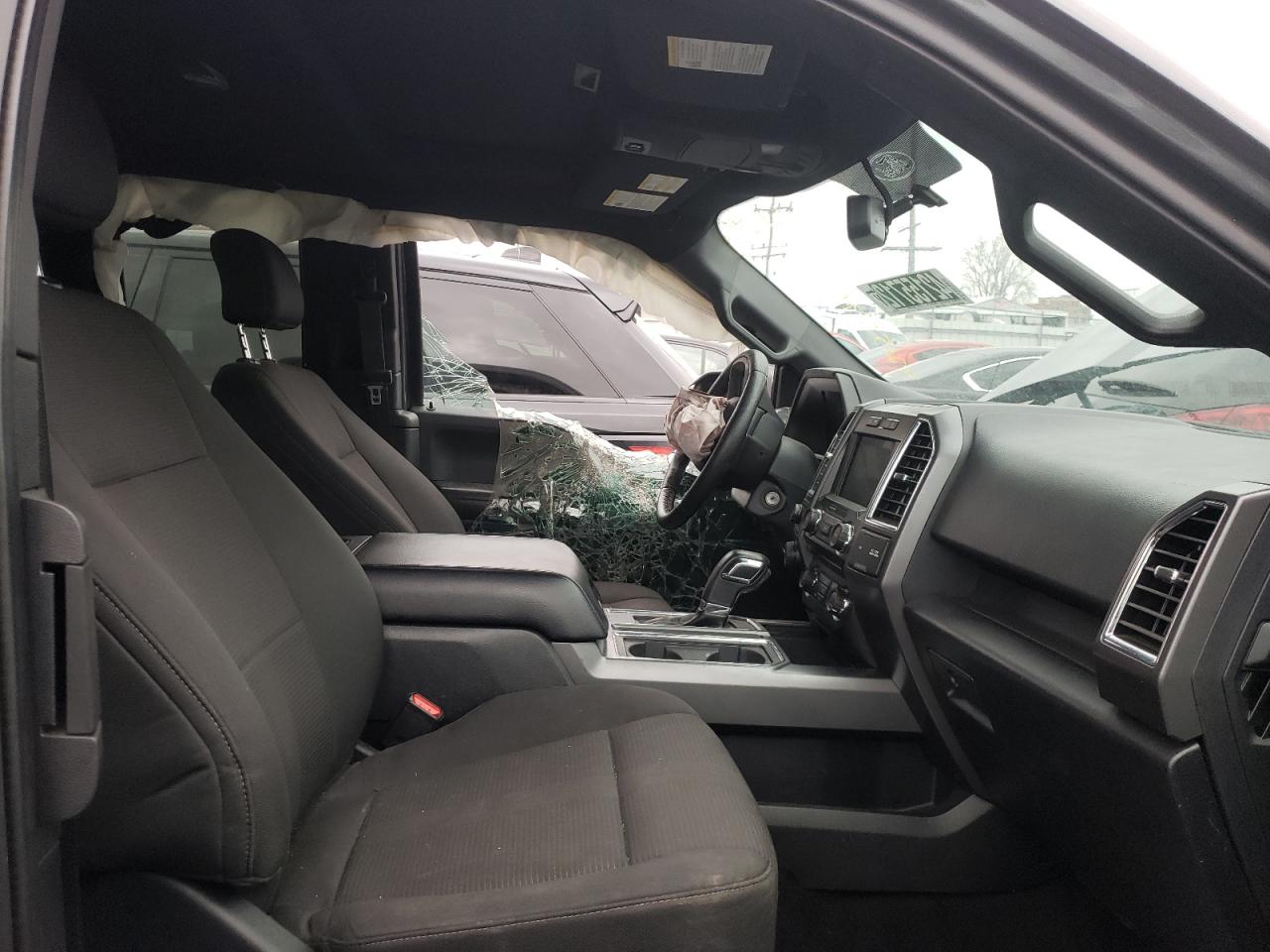 Photo 5 from auction – 2016 FORD F150 SUPER with VIN 1FTEX1EPXGFC38748