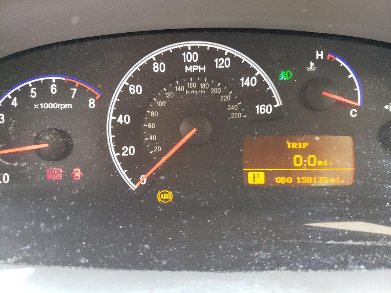 Photo 8 from auction – 2006 HYUNDAI AZERA SE with VIN KMHFC46F06A081925