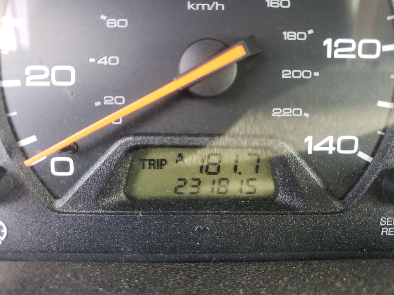 Photo 8 from auction – 2002 HONDA ODYSSEY EX with VIN 5FNRL18912B051745