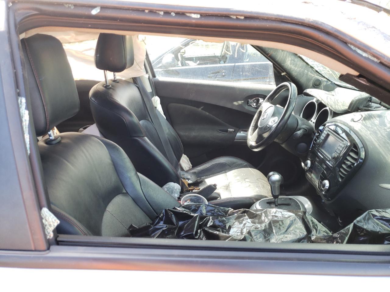 Photo 5 from auction – 2011 NISSAN JUKE S with VIN JN8AF5MV1BT026585