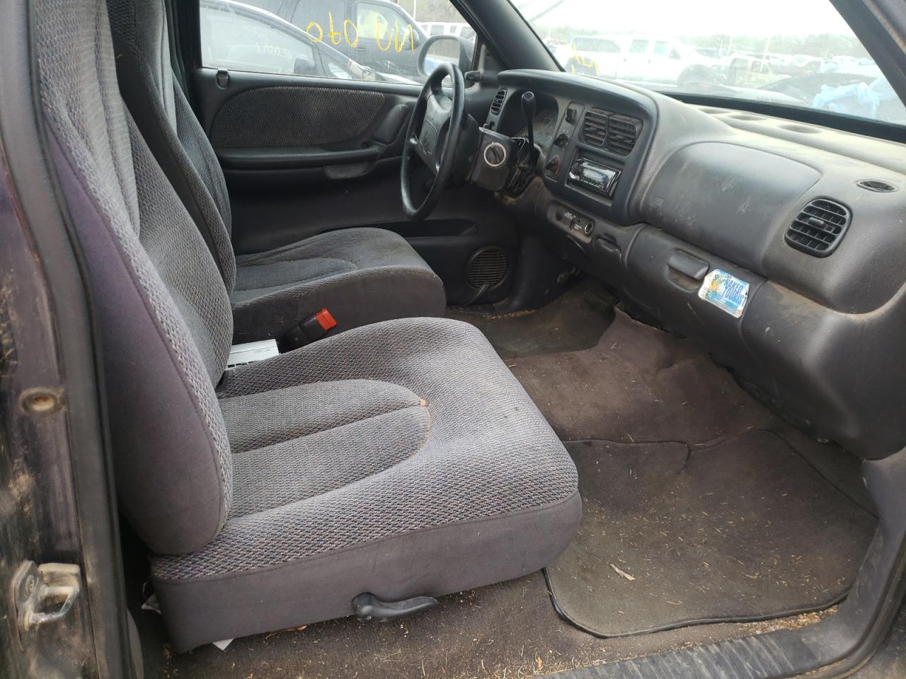 Photo 5 from auction – 1998 DODGE DAKOTA with VIN 1B7FL26X2WS573092