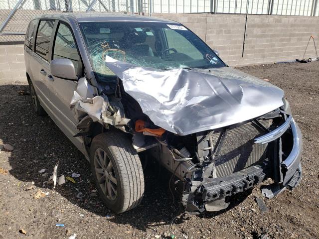 Photo 1 from auction – 2016 CHRYSLER TOWN & COU with VIN 2C4RC1HG3GR215488