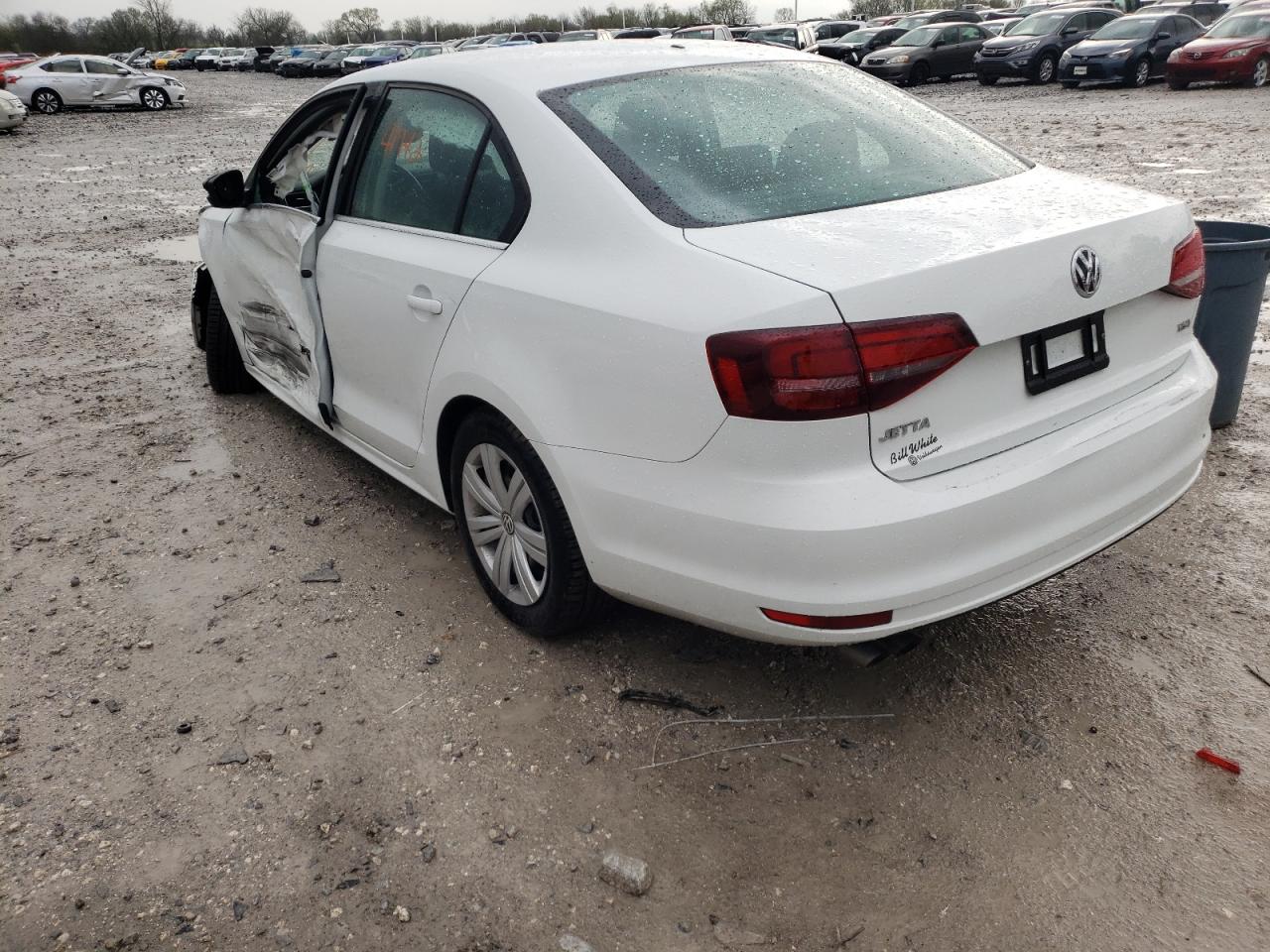 Photo 3 from auction – 2017 VOLKSWAGEN JETTA S with VIN 3VW2B7AJ7HM226478