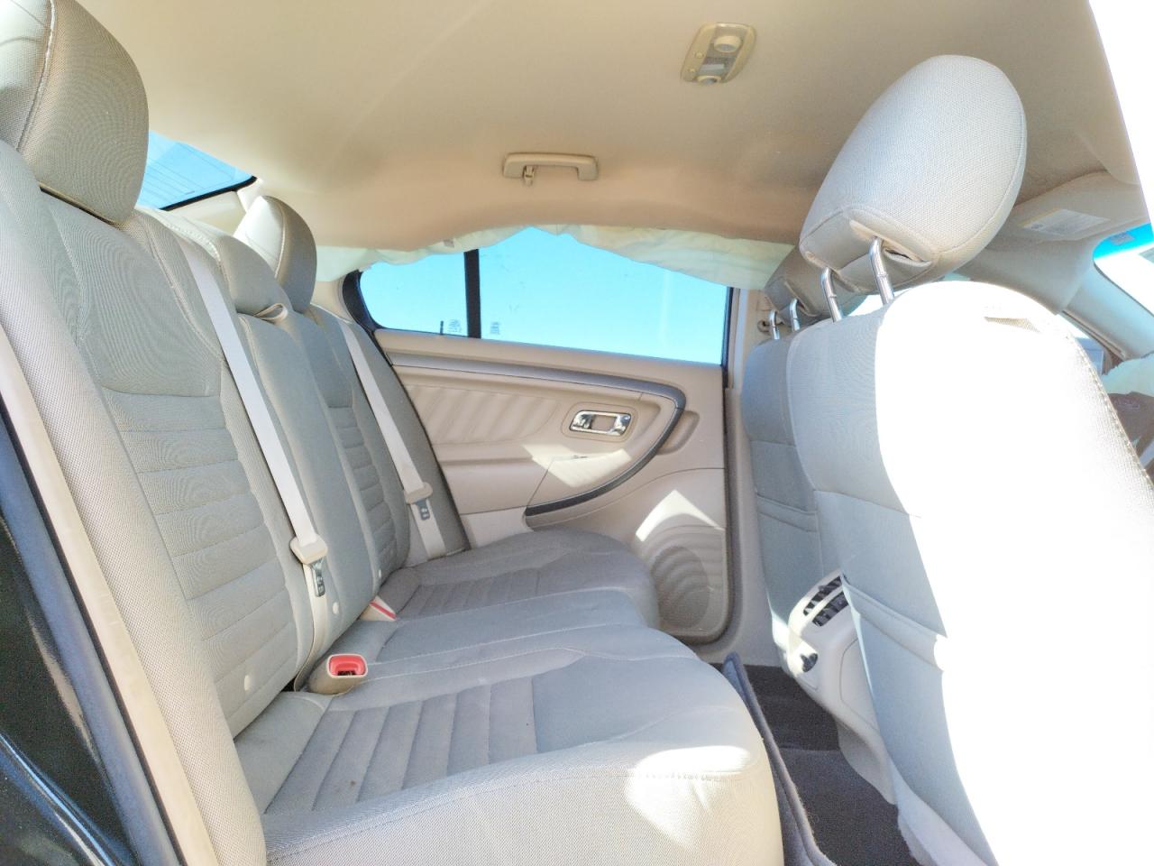 Photo 6 from auction – 2014 FORD TAURUS SE with VIN 1FAHP2D8XEG119723