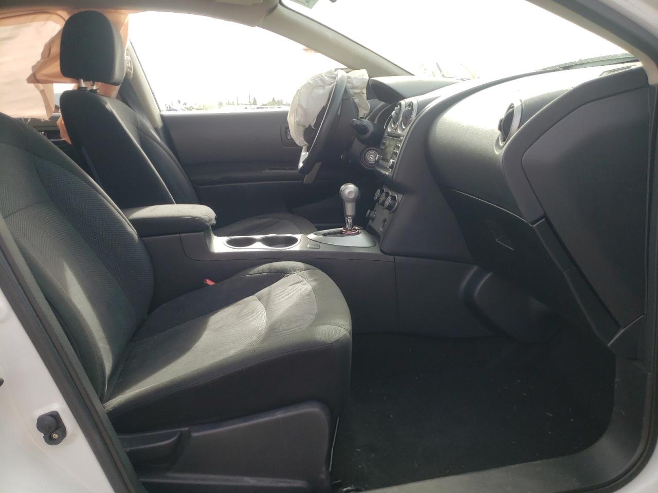 Photo 5 from auction – 2012 NISSAN ROGUE S with VIN JN8AS5MT1CW281585