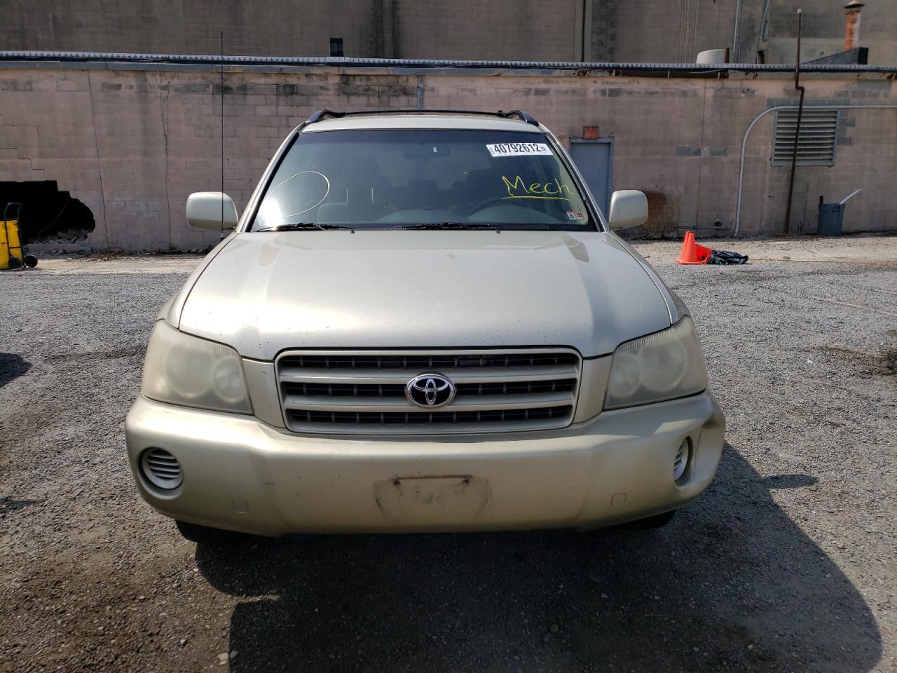 Photo 9 from auction – 2003 TOYOTA HIGHLANDER with VIN JTEHD21A730022717