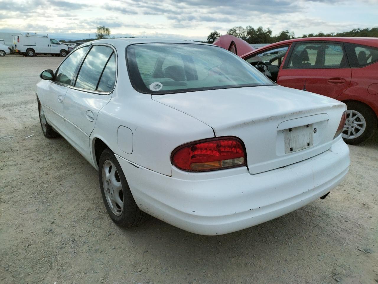 Photo 3 from auction – 1998 OLDSMOBILE INTRIGUE with VIN 1G3WH52K4WF306235