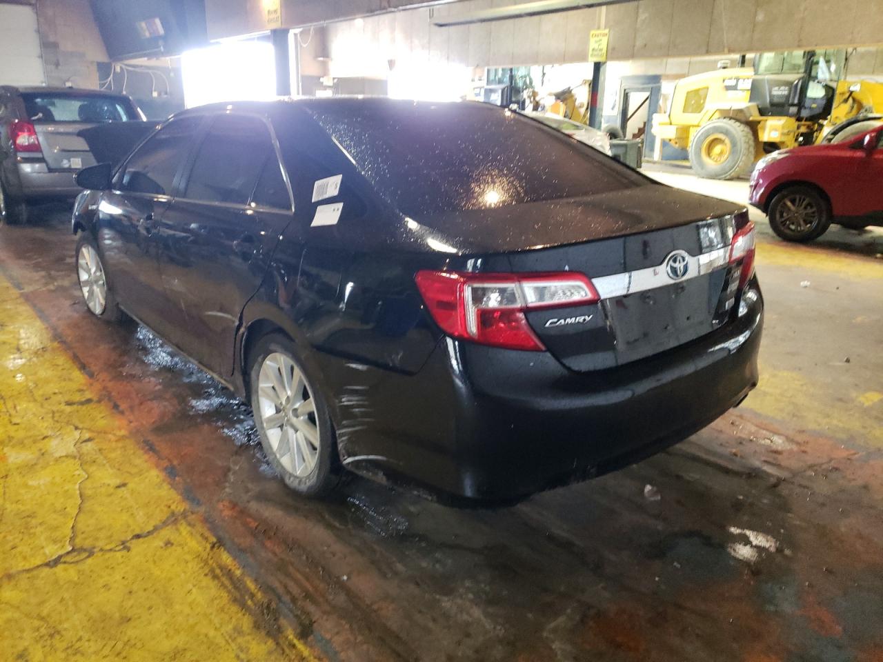 Photo 3 from auction – 2012 TOYOTA CAMRY HYBR with VIN 4T1BD1FK2CU010484