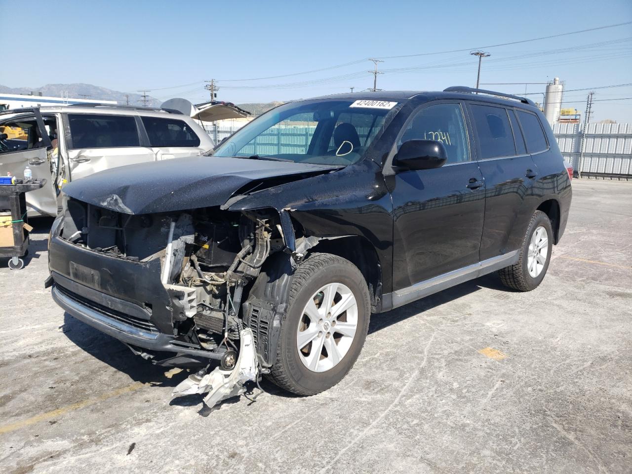Photo 2 from auction – 2012 TOYOTA HIGHLANDER with VIN 5TDZK3EH5CS067535