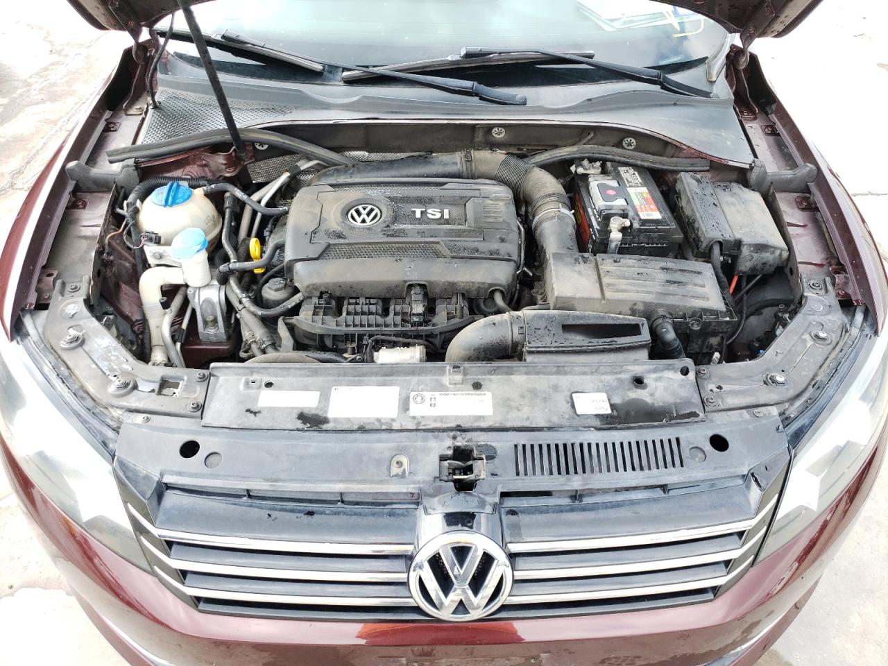 Photo 7 from auction – 2014 VOLKSWAGEN PASSAT S with VIN 1VWAT7A33EC057390