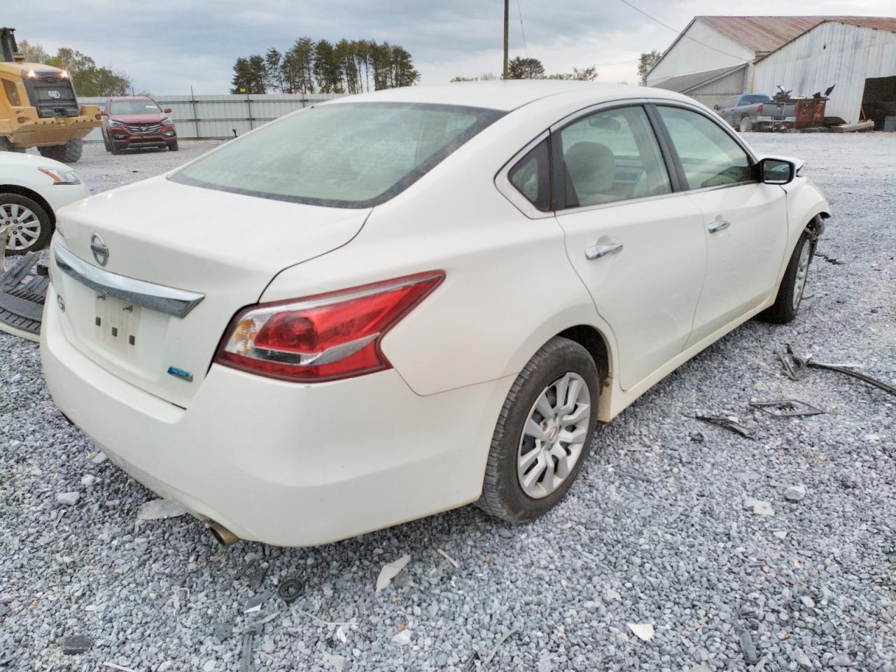 Photo 4 from auction – 2013 NISSAN ALTIMA 2.5 with VIN 1N4AL3AP1DN470058