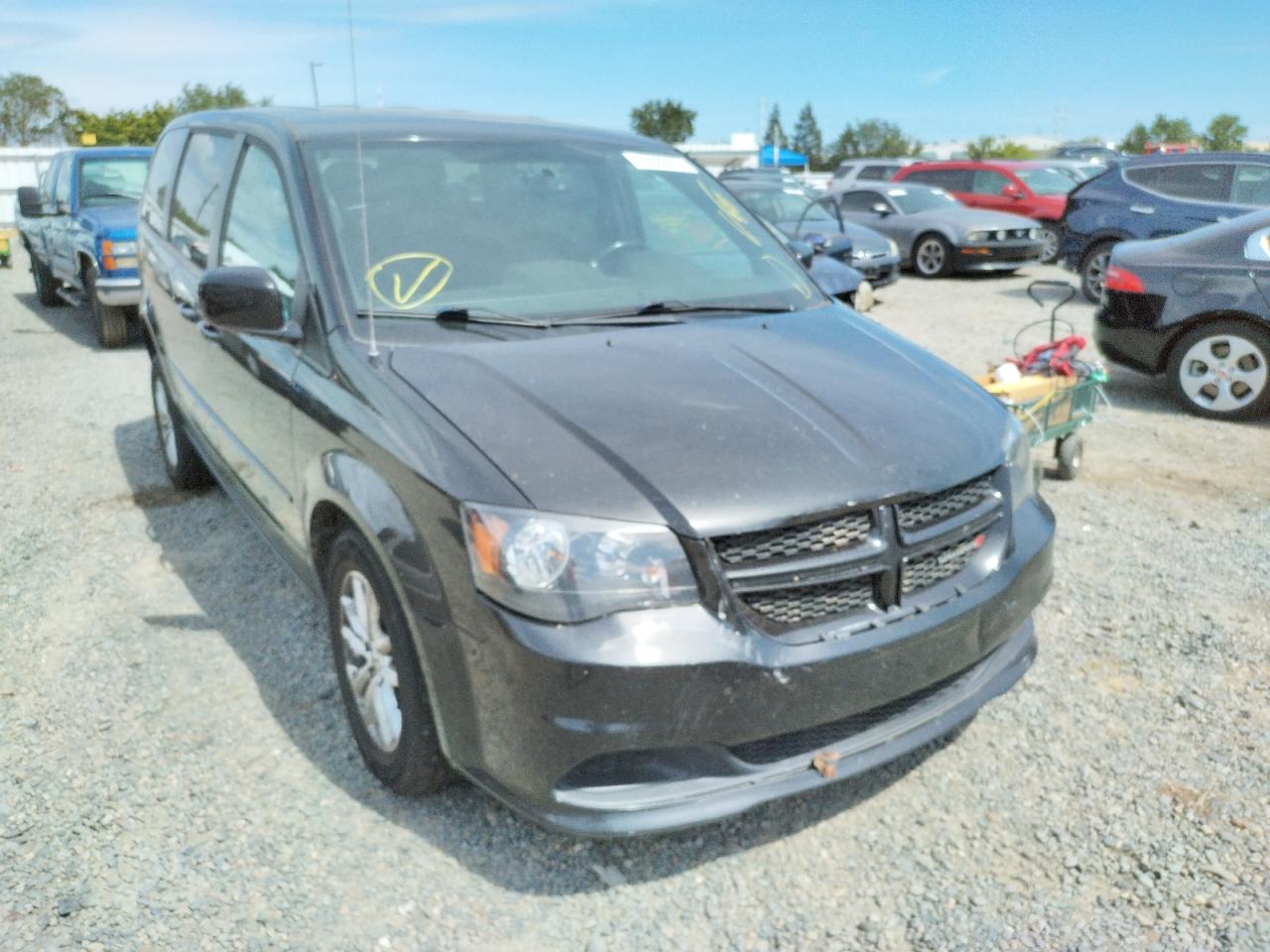 Photo 1 from auction – 2015 DODGE GRAND CARA with VIN 2C4RDGBG2FR725354
