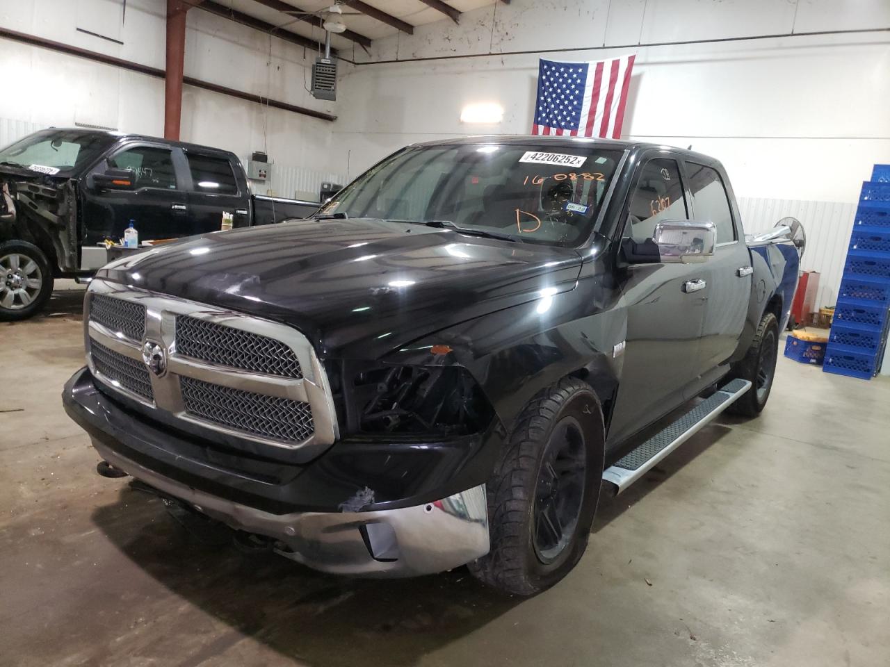 Photo 2 from auction – 2018 RAM 1500 SLT with VIN 1C6RR6LT9JS160882