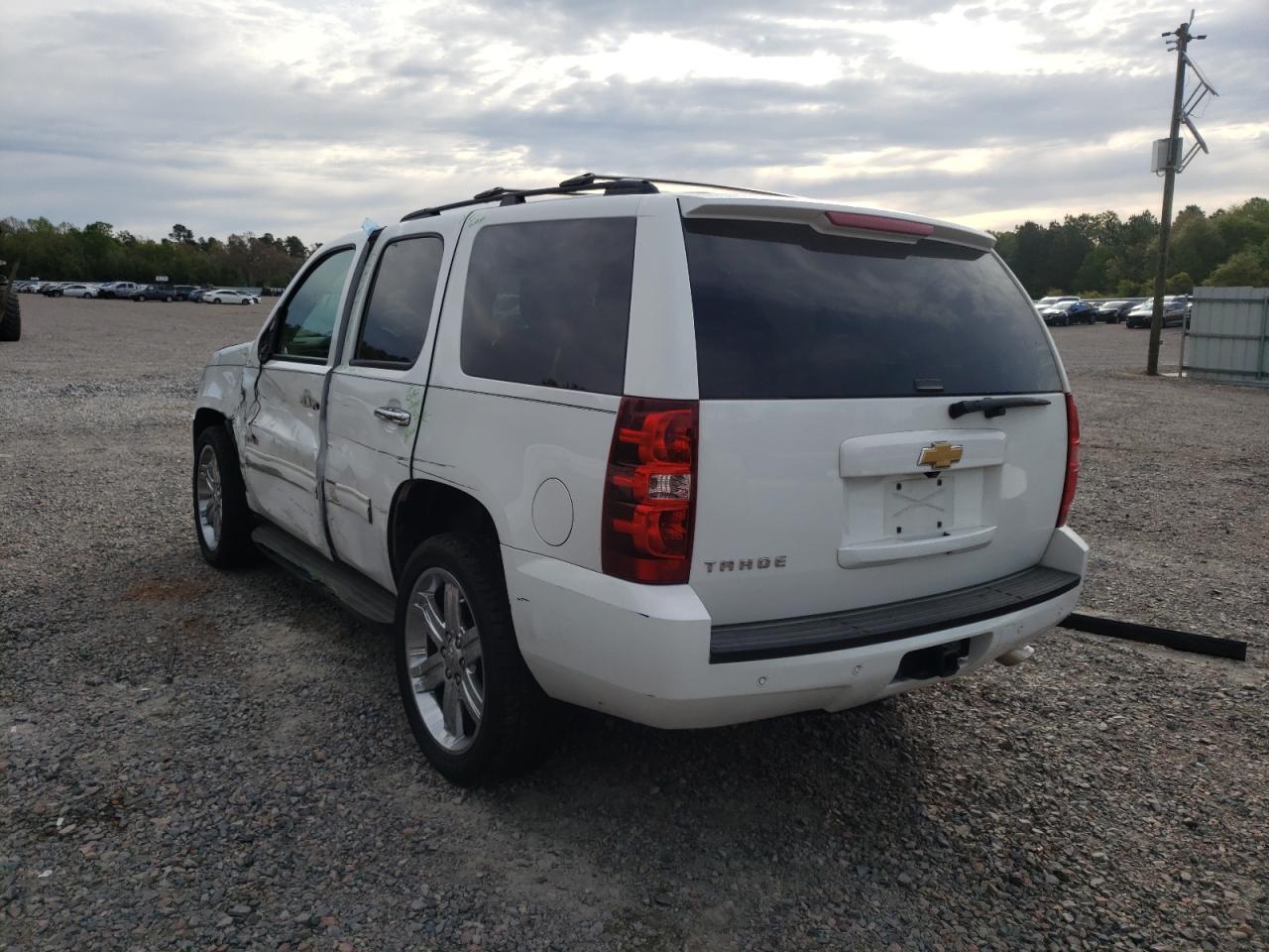Photo 3 from auction – 2013 CHEVROLET TAHOE C150 with VIN 1GNSCAE00DR106780