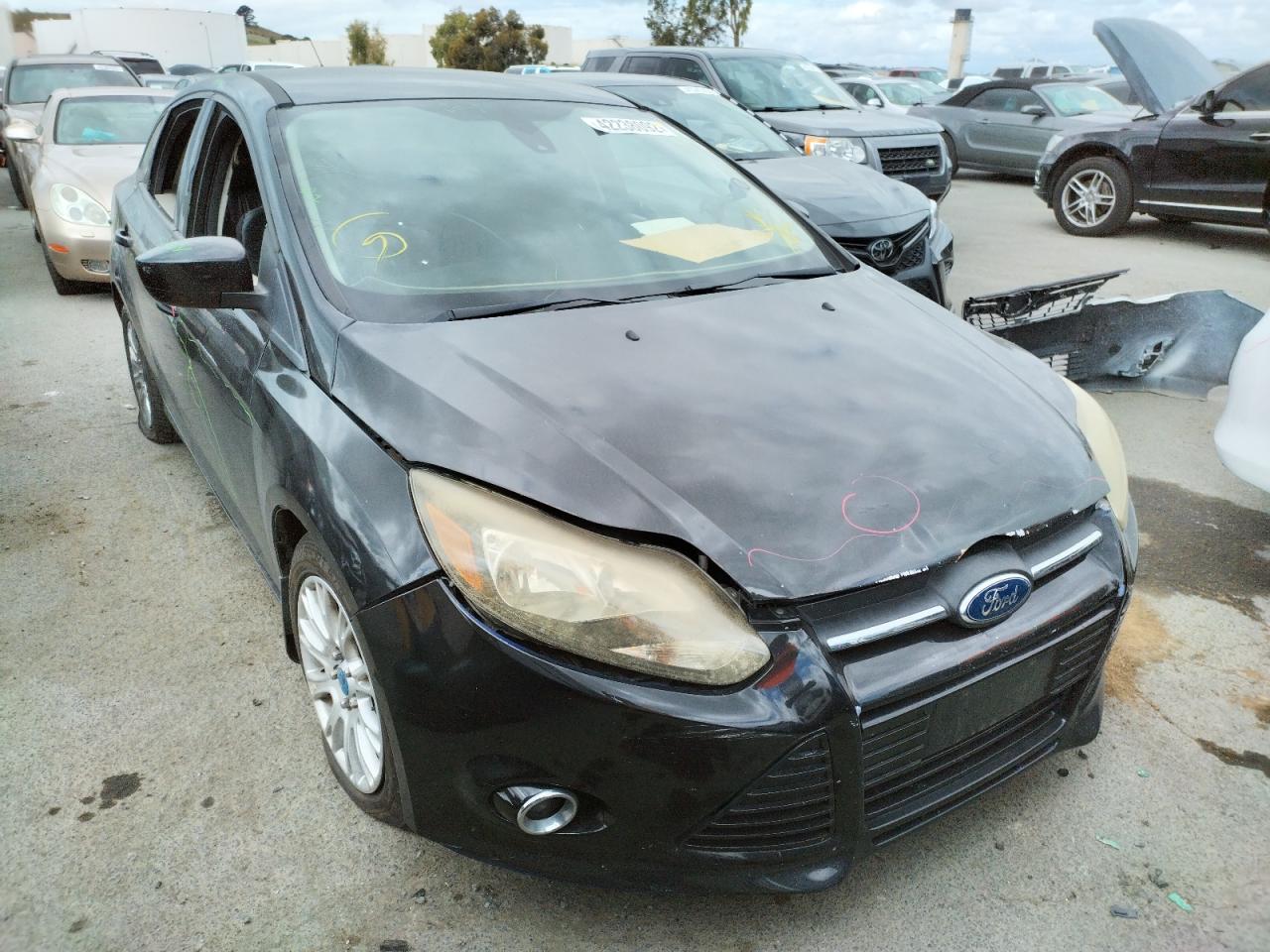 FORD FOCUS SE 2012 with VIN 1FAHP3F21CL416298 - Photo from auction