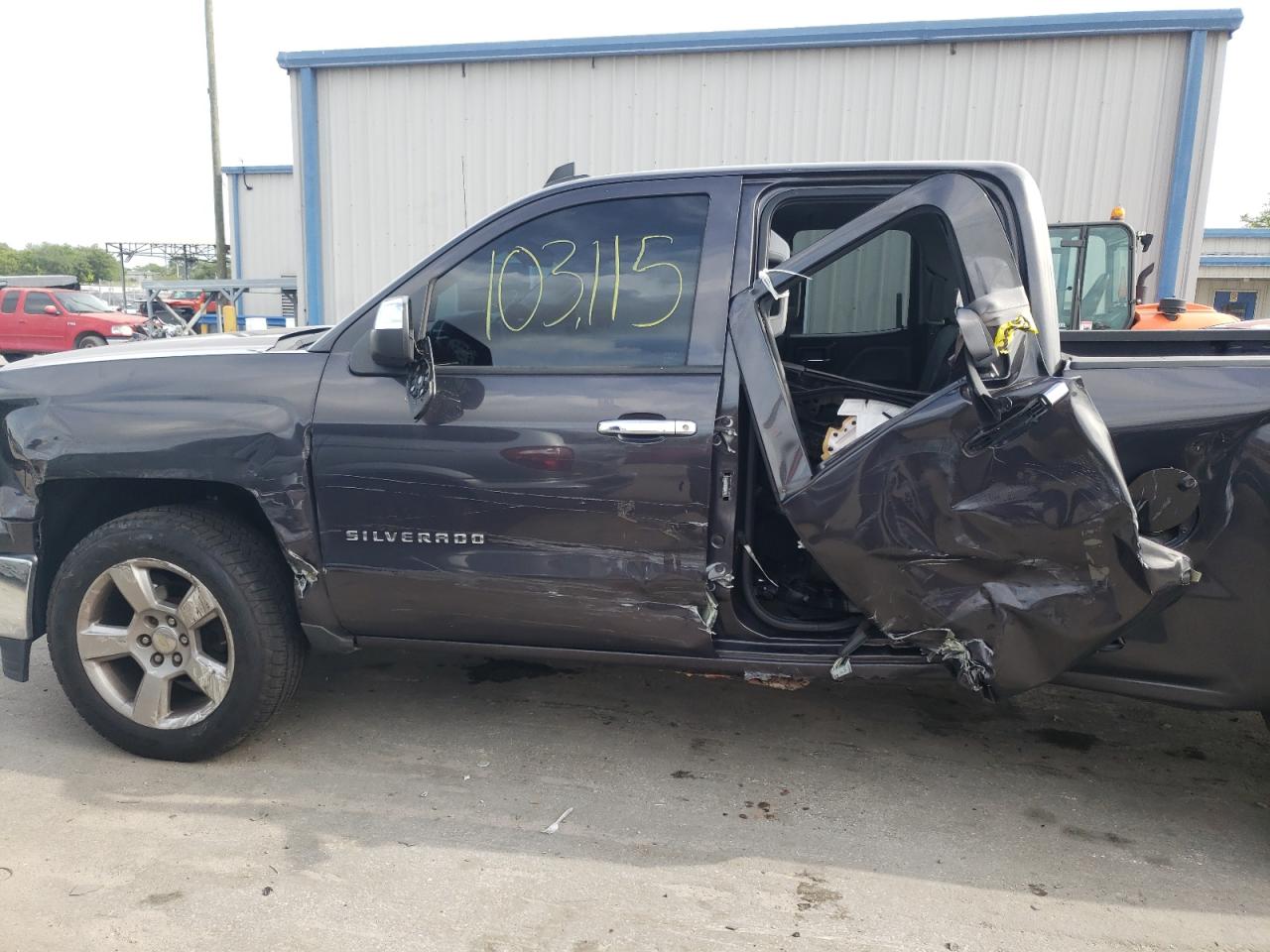 Photo 9 from auction – 2015 CHEVROLET SILVERADO with VIN 1GCRCPEH4FZ442595