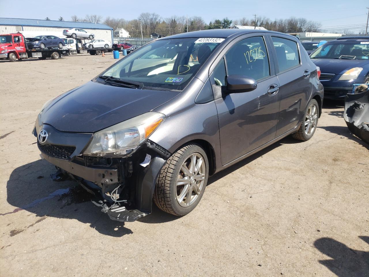 Photo 2 from auction – 2013 TOYOTA YARIS with VIN JTDKTUD31DD571474