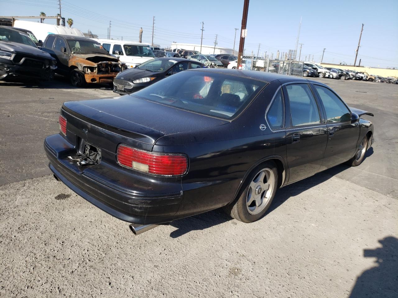 Photo 4 from auction – 1995 CHEVROLET CAPRICE with VIN 1G1BL52P2SR172643