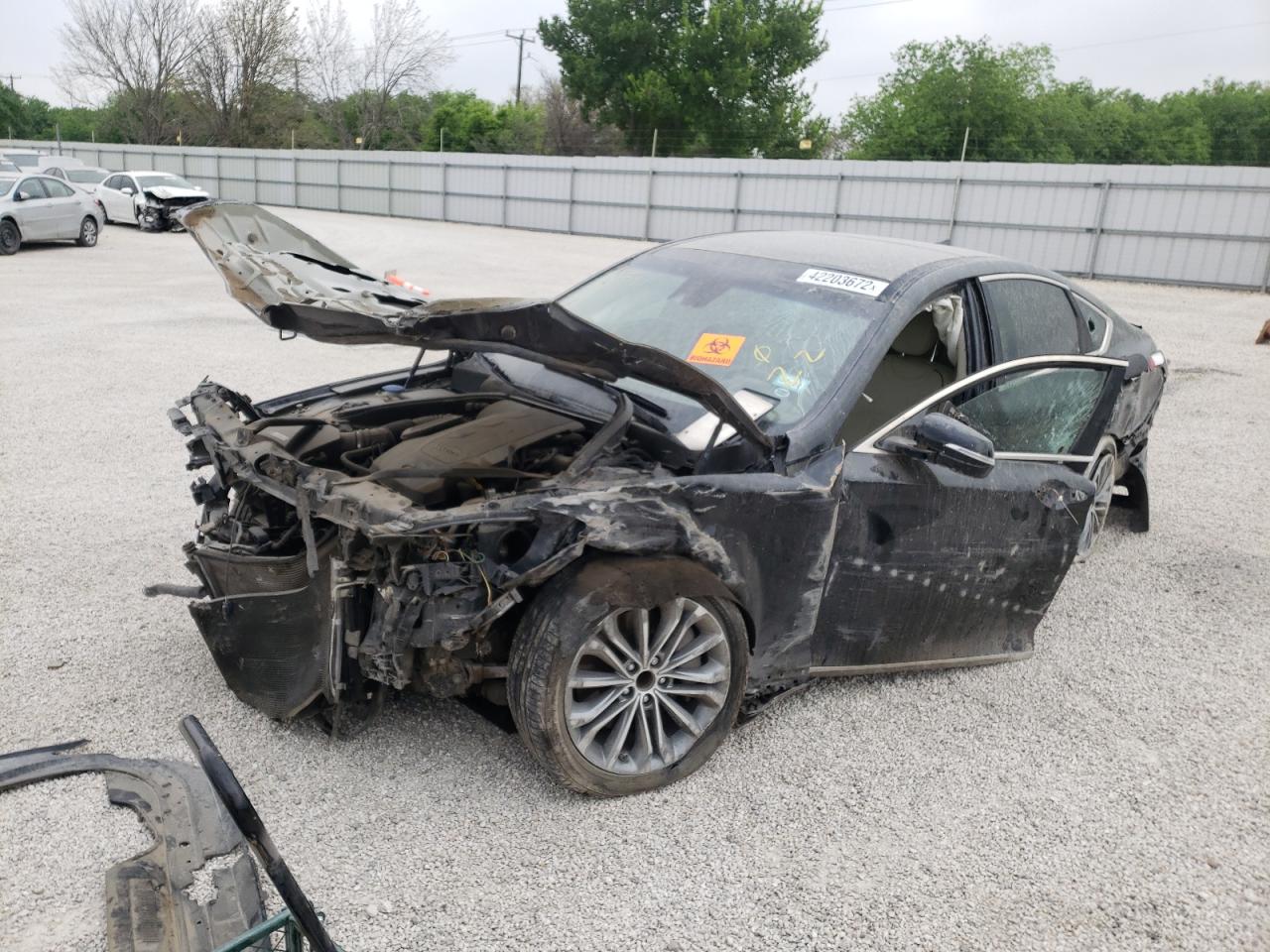 Photo 2 from auction – 2016 HYUNDAI GENESIS 3. with VIN KMHGN4JE5GU110591
