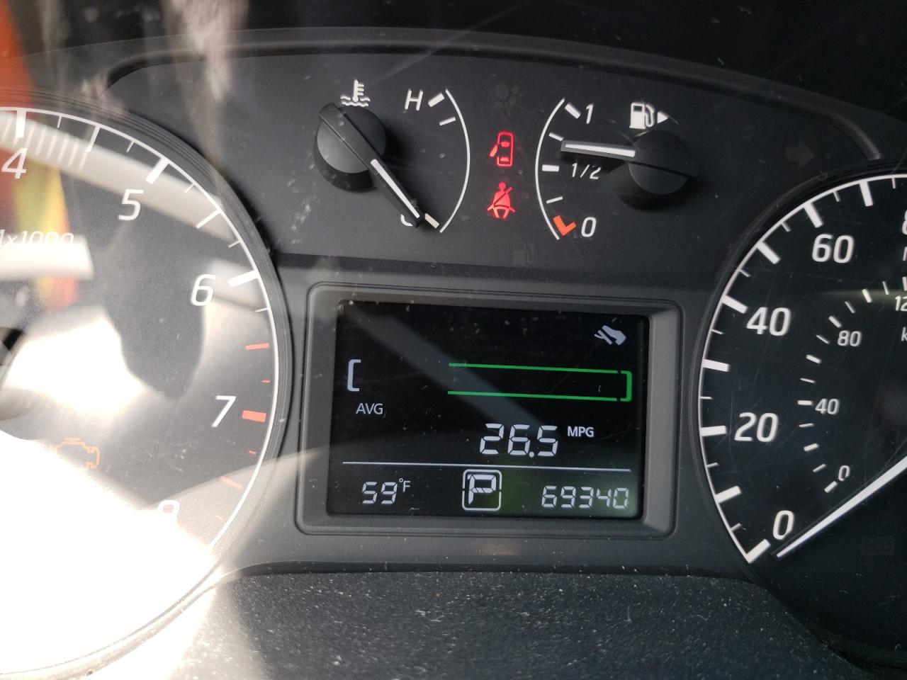 Photo 8 from auction – 2016 NISSAN SENTRA S with VIN 3N1AB7AP2GY319907