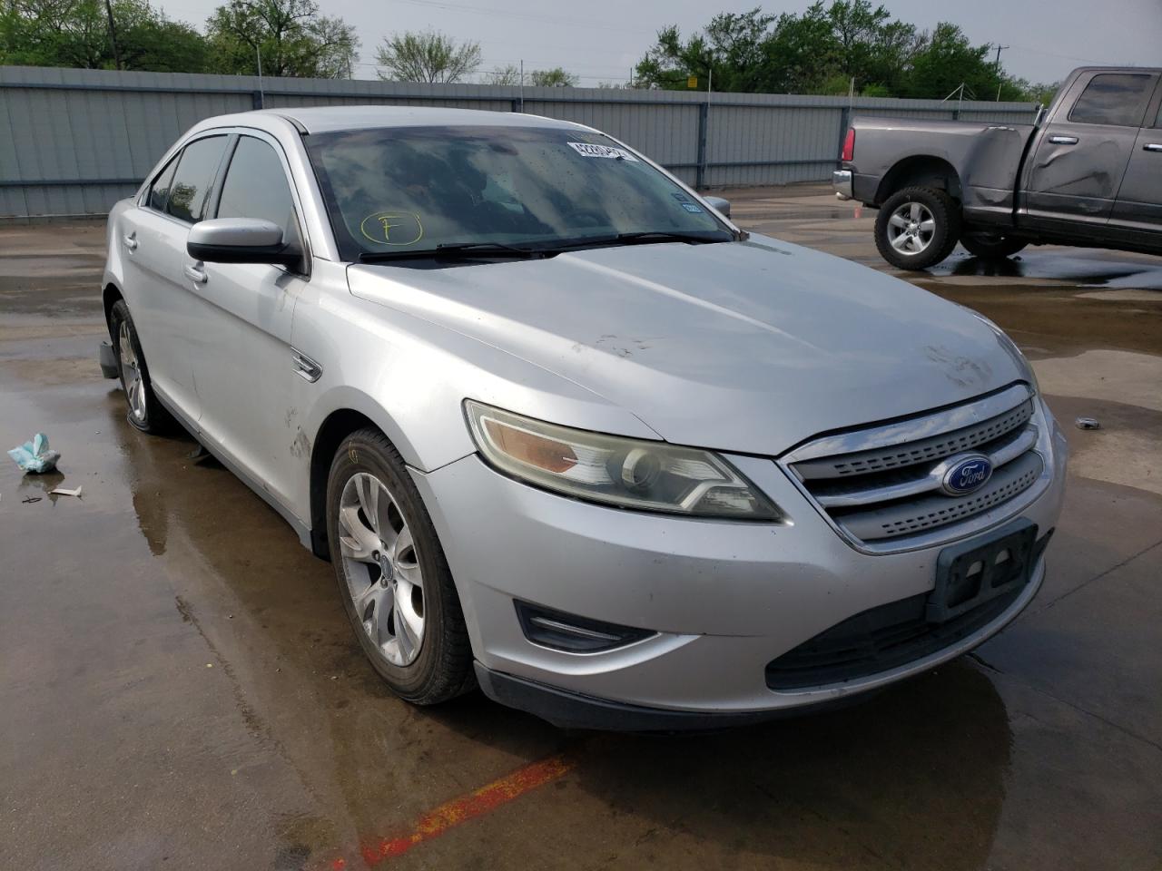 FORD TAURUS SEL 2011 with VIN 1FAHP2EW5BG189381 - Photo from auction