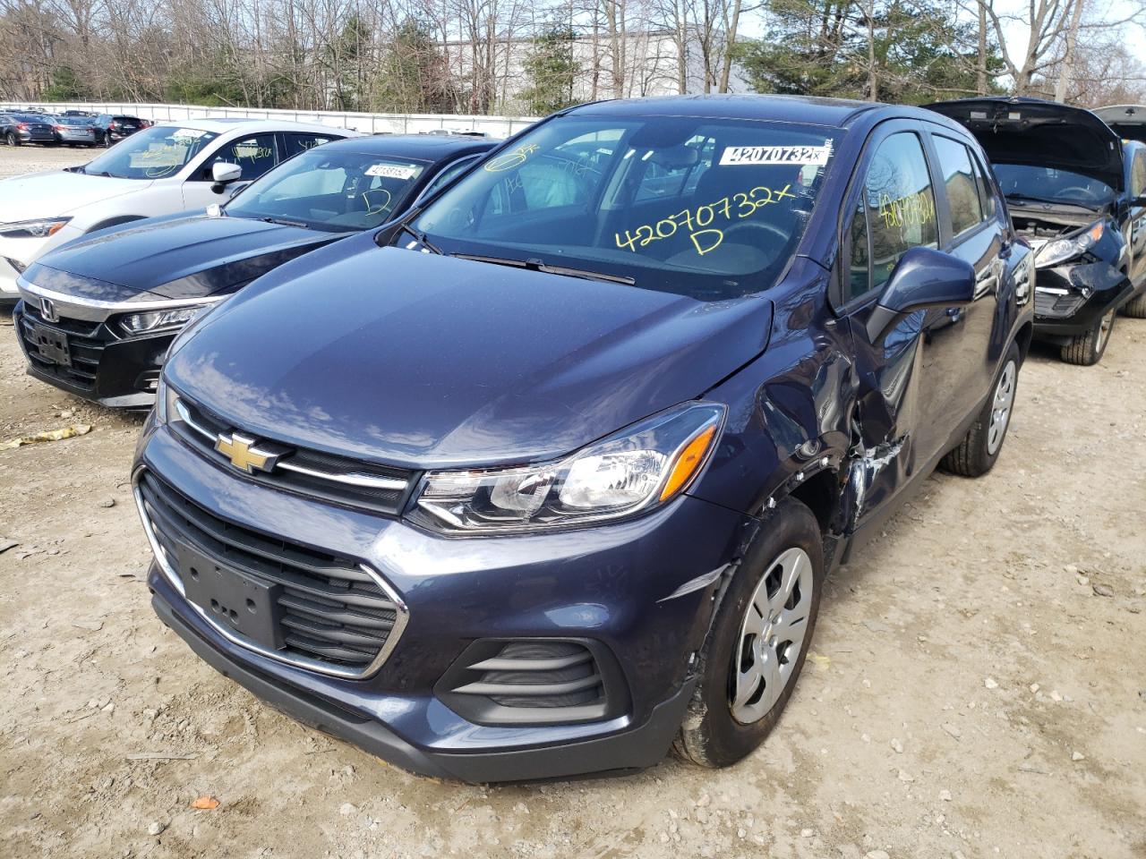 Photo 2 from auction – 2018 CHEVROLET TRAX LS with VIN 3GNCJKSB9JL383937