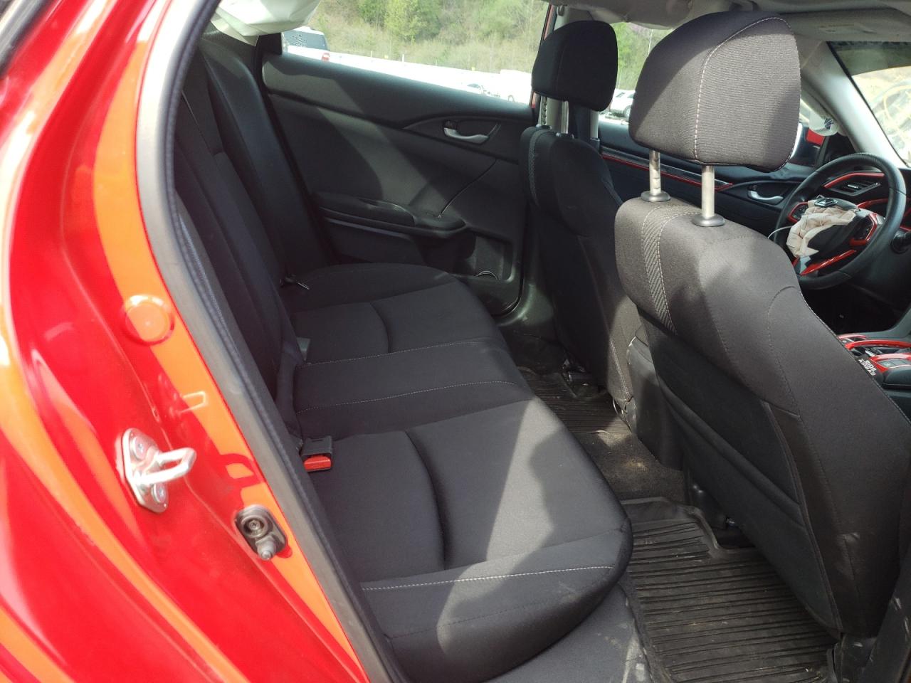 Photo 6 from auction – 2017 HONDA CIVIC EX with VIN 2HGFC2F74HH534693